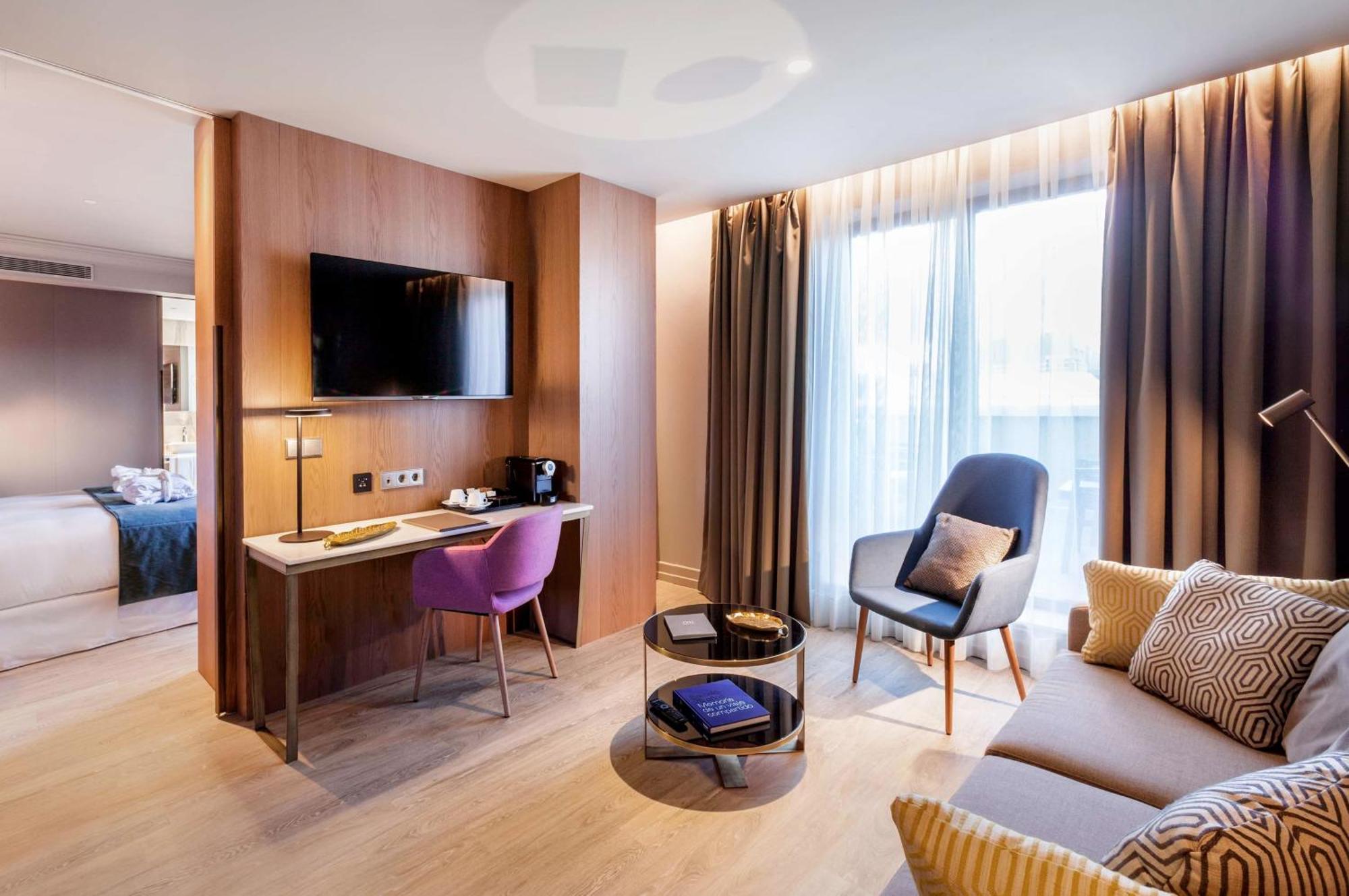 Hotel Barcelo Emperatriz Madrid Esterno foto Suite