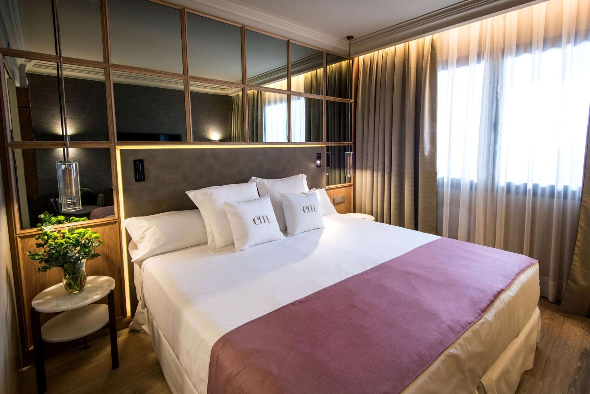 Hotel Barcelo Emperatriz Madrid Esterno foto Deluxe room