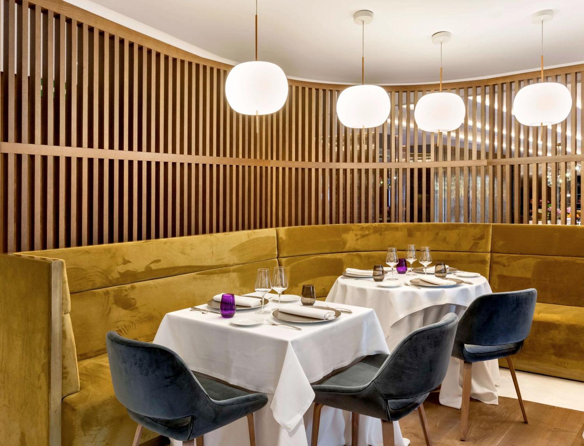Hotel Barcelo Emperatriz Madrid Esterno foto Restaurant "La Table d'Or"